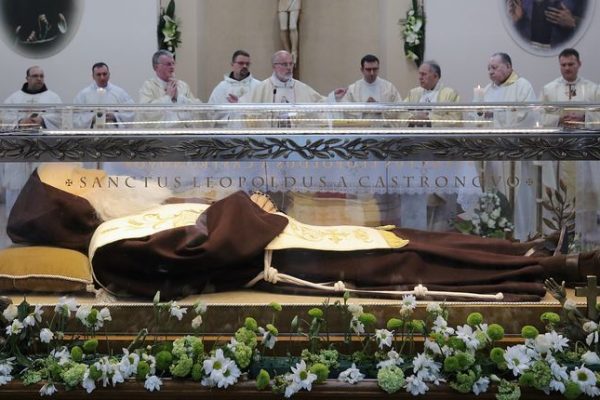 Svetište Majke Božje Trsatske Rijeka, Gospa Trsatska